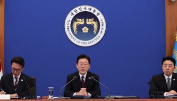 李대통령 "공동체 위기…매점매석 무관용"