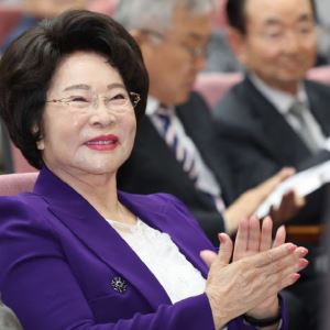 "연구 대상이다"…94세 이길여 총장 최신 근황 화제