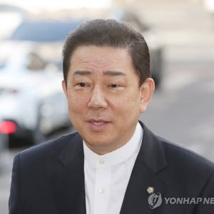 '13개 의혹' 김병기, 4차 조사 후 귀가…모레 다시 소환(종합)