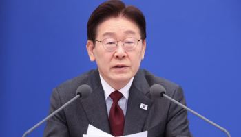 李대통령 “모든 품목 수급 일별 점검하라”…총력 대응 주문