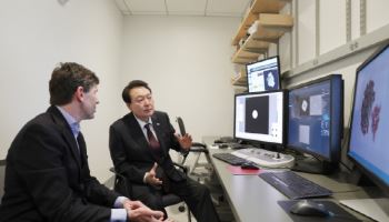 尹이 밀어붙인 한미공동 연구사업 '졸속 논란' 속 신규사업 중단키로[only이데일리]