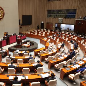 전쟁 추경 '30조'로 확대되나…면세유 지원확대 등 요구 봇물