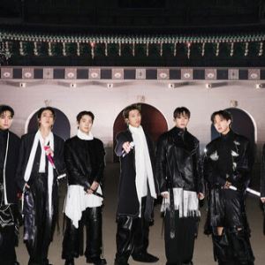 BTS 공연 후 궁궐 ‘북적’…경복궁 방문객 5만명까지 늘었다