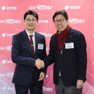박형준 "보수 살릴 것" 주진우 "現시장으론 패배"…마지막 野 부산 토론 격돌