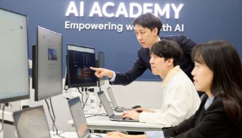 삼성바이오에피스, 임직원 AI 역량 강화 "바이오 특화 AI 전문가 양성"