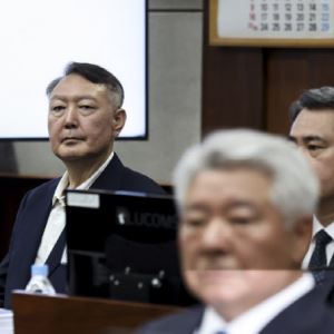 尹, 이상민 재판 출석…'단전·단수 지시' 질문 받자 헛웃음