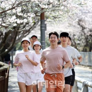 해변서 러닝 한 바퀴, 호텔서 뜨끈한 온천욕…"아, 잘 쉬었다"