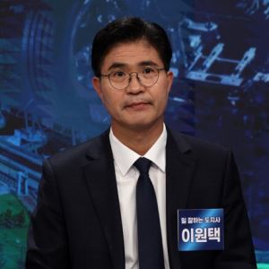 與 전북지사 선거서 ''친청'' 이원택 승리