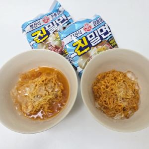 오뚜기의 '이상한 라면' 왜 맛있을까…이번엔 부산 밀면이다[먹어보고서]