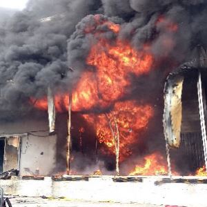 "결혼 6개월 앞두고 날벼락"...세 자녀 아빠도 '완도 화재' 로 순직