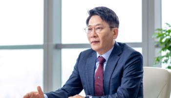 LG엔솔 김동명 "전사 AX로 2028년 생산성 50% 확대"