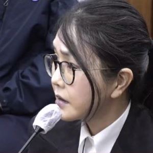 "지금 여기 나온 것 자체가"...마스크 벗은 김건희, 돌발 행동도