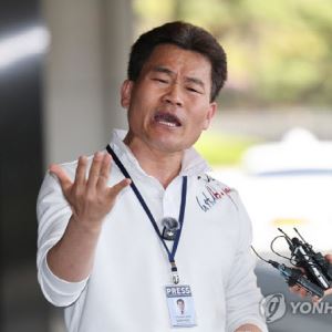 '李대통령 명예훼손’ 전한길 구속영장 청구…"가짜뉴스 반복"