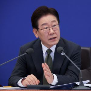 부동산 정책 고삐 죄는 李대통령…"다주택자면 복사 직원도 배제"