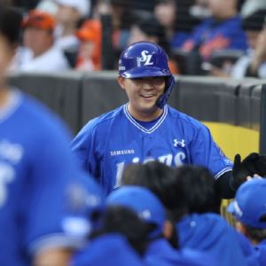 '18안타 10사사구' 삼성, 한화 꺾고 5연승...단독선두 도약