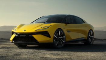 電율 돋는 실루엣·성능…날것 같은 손맛은 애매[타봤어요]