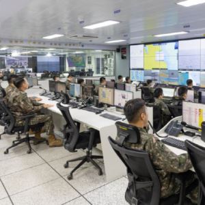 軍, 해안경계 임무 손 뗀다…2030년께 해경 이관 추진[Only이데일리]