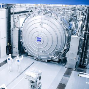 '슈퍼을' ASML 호실적…中 의존 줄이고 삼성·SK 늘렸다
