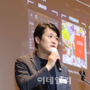 "'도파민' 터지는 쇼핑몰 공간 실험?…공급자 마인드 깨라"