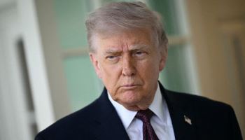 미 해군 “이란 항만 봉쇄 이후 선박 13척 회항”