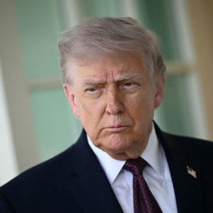 미 해군 “이란 항만 봉쇄 이후 선박 13척 회항”