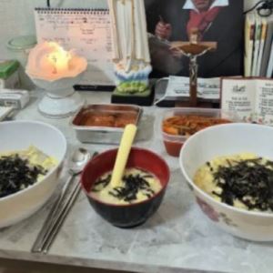 생후 2개월인데…"건강해지라고" 떡국 먹인 친모, 검찰 송치