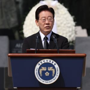 李대통령 "민주주의 끊임없이 입증해야…정치 책임은 오직 민생"(종합)