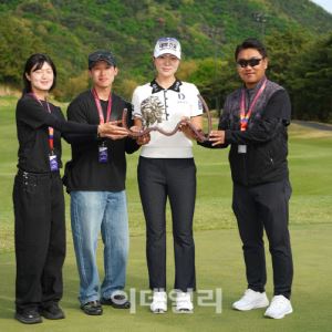 [포토]김민선,메니지먼트사 고마워요