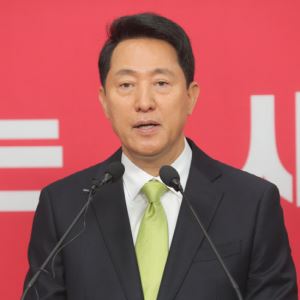 고민정, 오세훈 ''초록 넥타이''에 "정원오 아닌 장동혁에 선전포고"