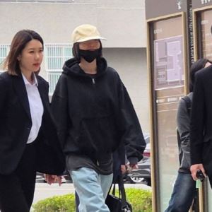 '강도 재판' 증인 출석한 나나…법정서 "재밌냐" 분노 폭발