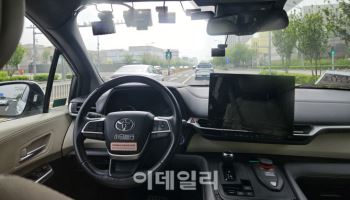 골목길 운행도 차로 변경도 척척…공사 땐 중앙선 살짝 넘는 요령도