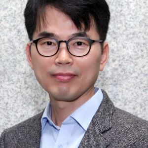 "원자 한층도 자석 된다"···韓, 70년 물리학계 난제 깼다