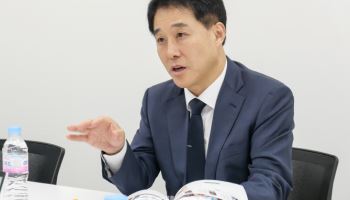 "낡은 예술활동증명 시스템 대수술…AI 도입해 심의기간 줄일 것"