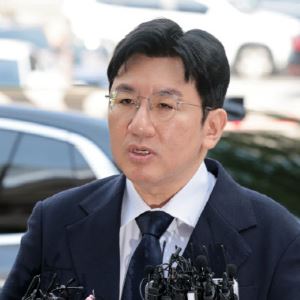 경찰 "방시혁 구속영장 재신청 여부, 보완수사 뒤 검토"