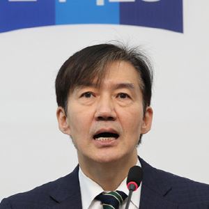 평택을 재선거 여론조사, 조국 1위…오차범위 내 접전 양상[여론조사]
