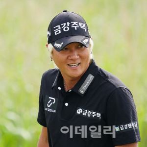 [포토] 허인회, 여전한 그의 미소                                                                                                                                                                         
