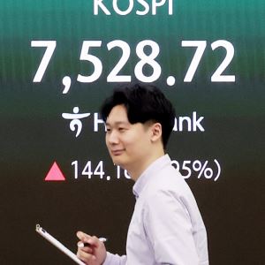 "코스피 8500 간다" 반도체 호황, 추경 영향 이제 시작