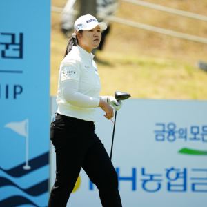 [포토]강가율,타구 방향을 문제없다