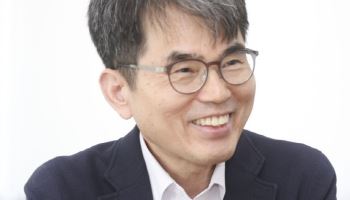 “아무도 안 간 길 택했다”…70년 물리 난제 깬 박제근 교수