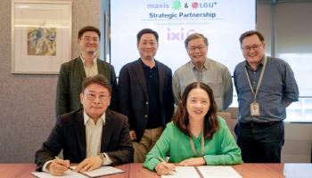 "이젠 AI 수출 기업"…LG유플러스, AI 통화비서 '익시오' 말레이시아 수출