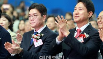 "김어준 방송도 OK"…오세훈, 정원오 향해 토론 압박 총공세