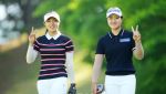 [포토]문아린-송지민,콤비 브이 출발