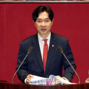 국힘, "민주 후보들 '토론 침대축구'…깜깜이 선거 조장"