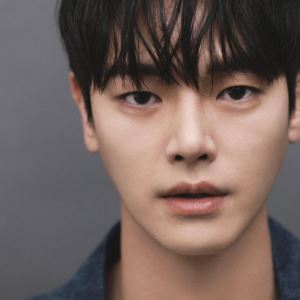 '돌연 은퇴' 배우 장동주, 6년 운영 아트센터도 처분 "빠른 양도 고려"