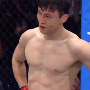 '슈퍼보이' 최두호, 긴 공백 깨고 화끈한 TKO승...UFC 3연승