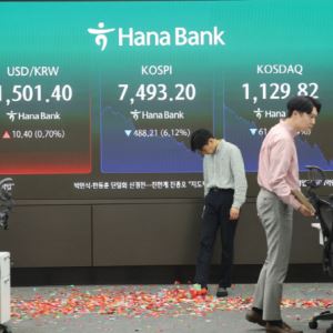 ‘검은 월요일’ 오나…美 반도체주 급락에 삼성전자 조정 ‘촉각’[뉴스새벽배송]