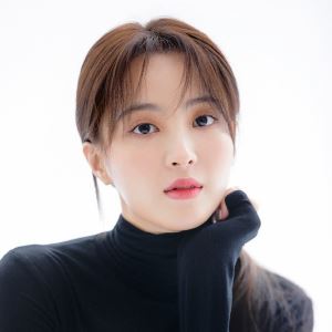 '결혼' 윤보미, '나솔사계' 하차…정혜성 합류