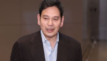 정용진, ‘5·18 탱크데이’ 논란 대국민 사과…“변명 여지 없는 잘못”