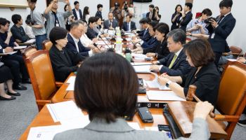 재택의료 확대 제동…의료기사법 개정안 상임위 통과 불발