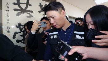 삼성전자 노조, 중노위에서 밤샌다…오전 10시 협상 재개(상보)